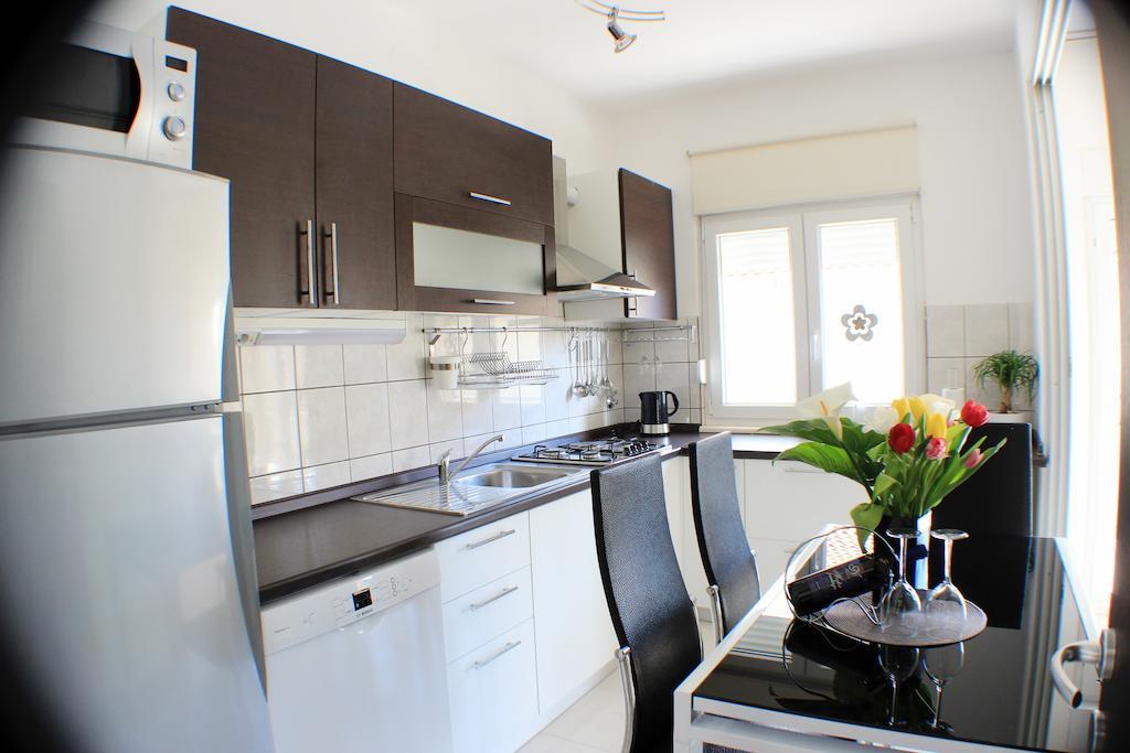Apartments Robert Kaštela Habitación foto
